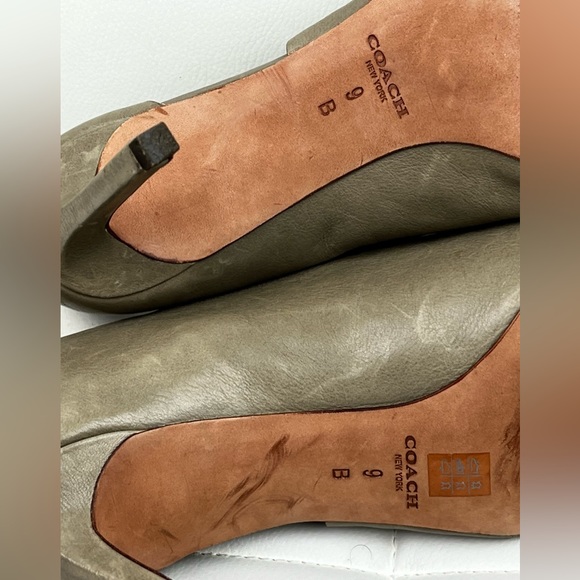 Coach | Manhattan Genuine Leather Grey Stiletto Sandal Size 9 - Picture 6 of 8